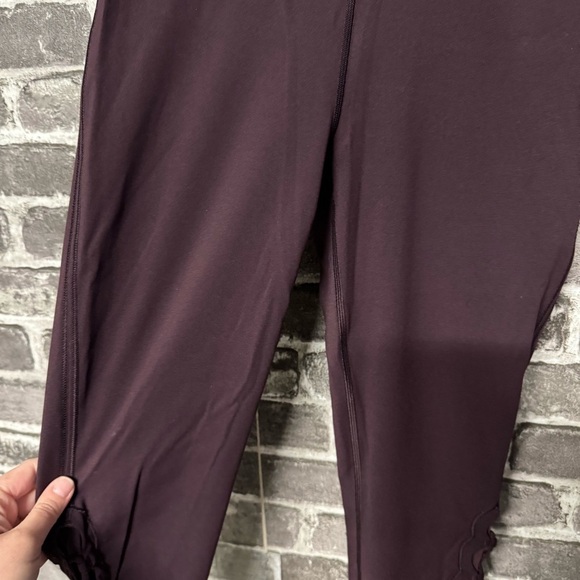 Lululemon Tied To It Crop leggings Black Cherry maroon - Picture 3 of 8